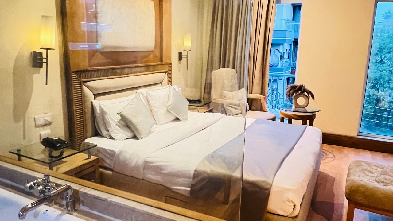 Photo of Bedroom in Sushant Lok