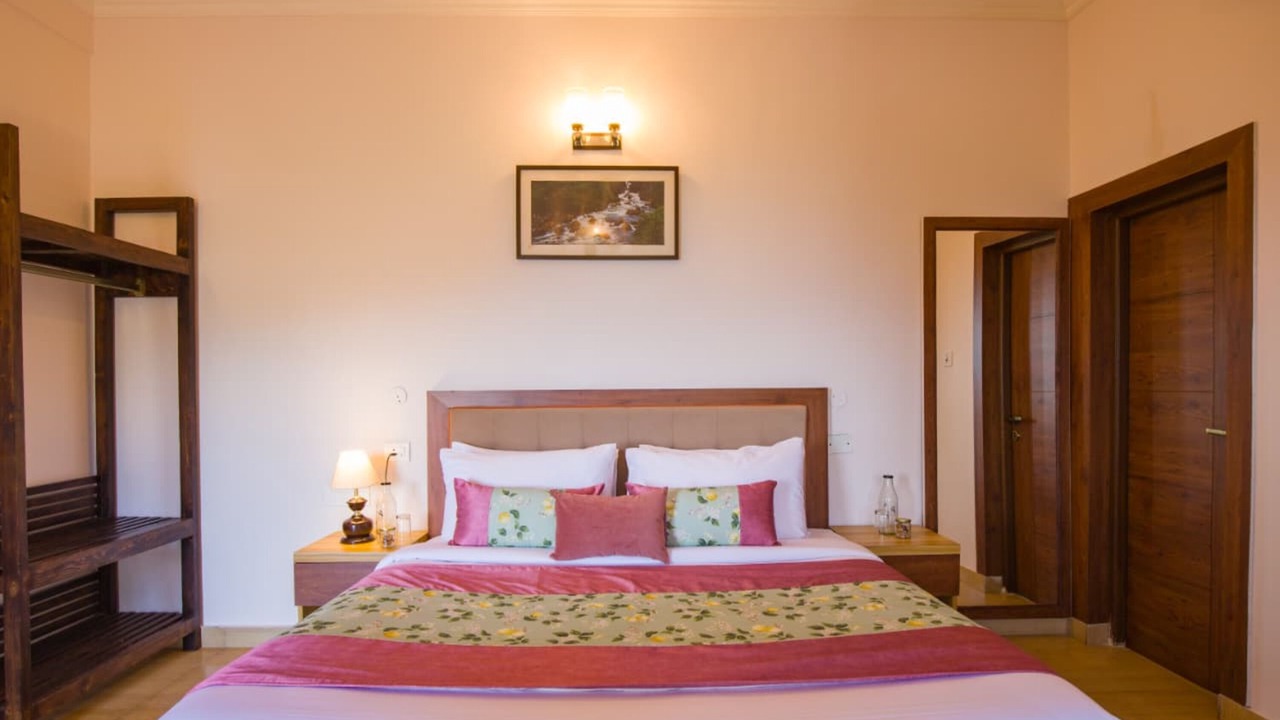 Photo of Bedroom in Kasauli