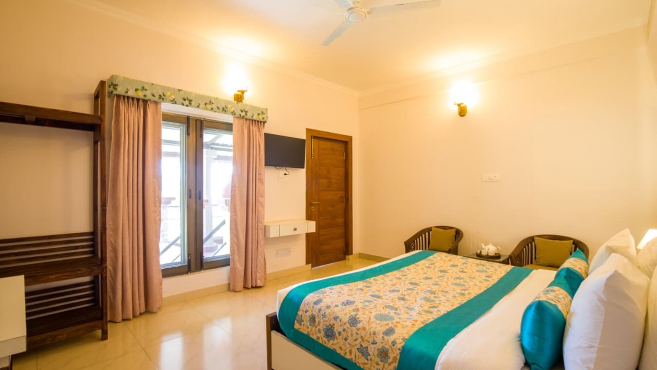 Photo of Bedroom in Kasauli