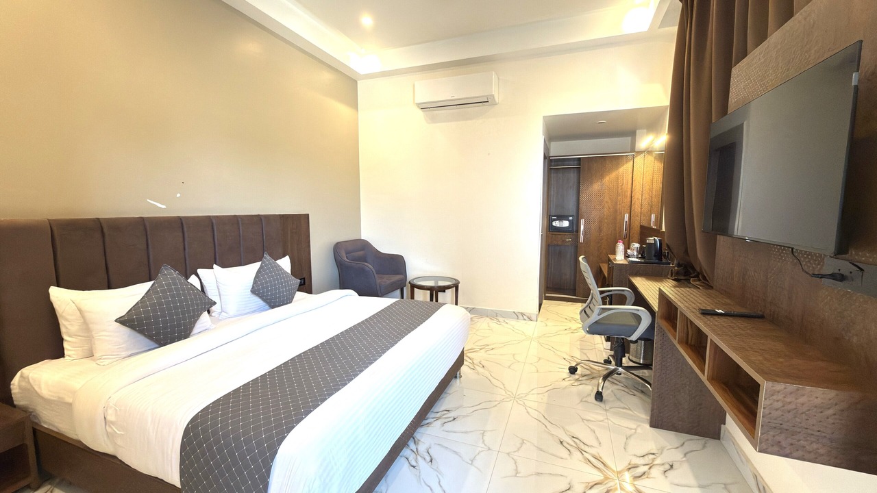 Photo of Bedroom in Varanasi