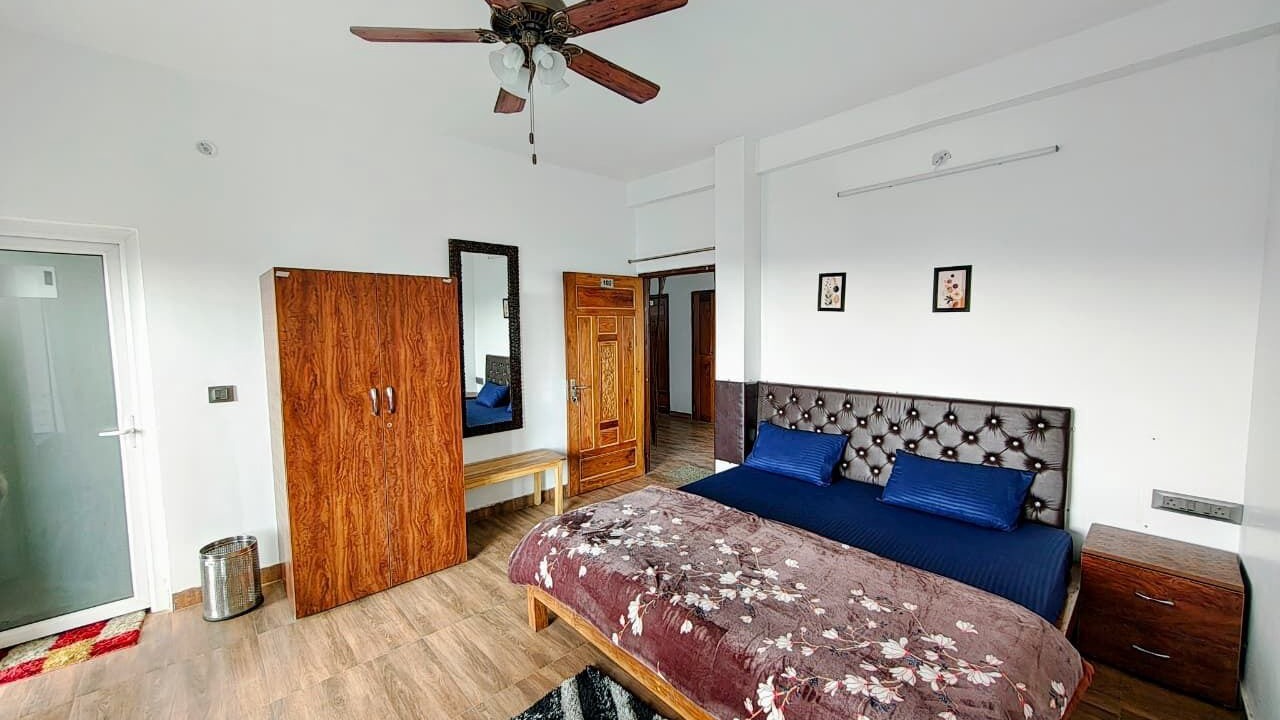 Photo of Patio Balcony in Mukteshwar