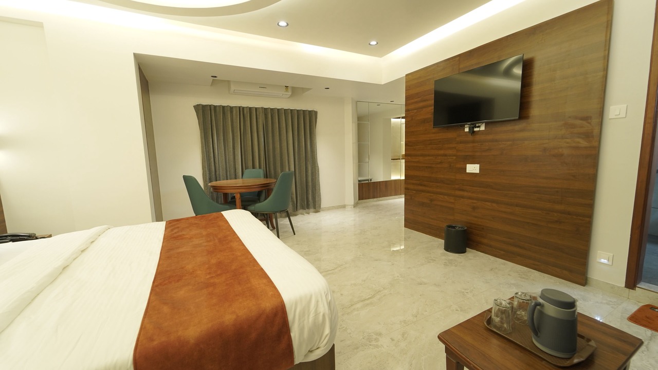 Photo of Bedroom in Sayajiganj