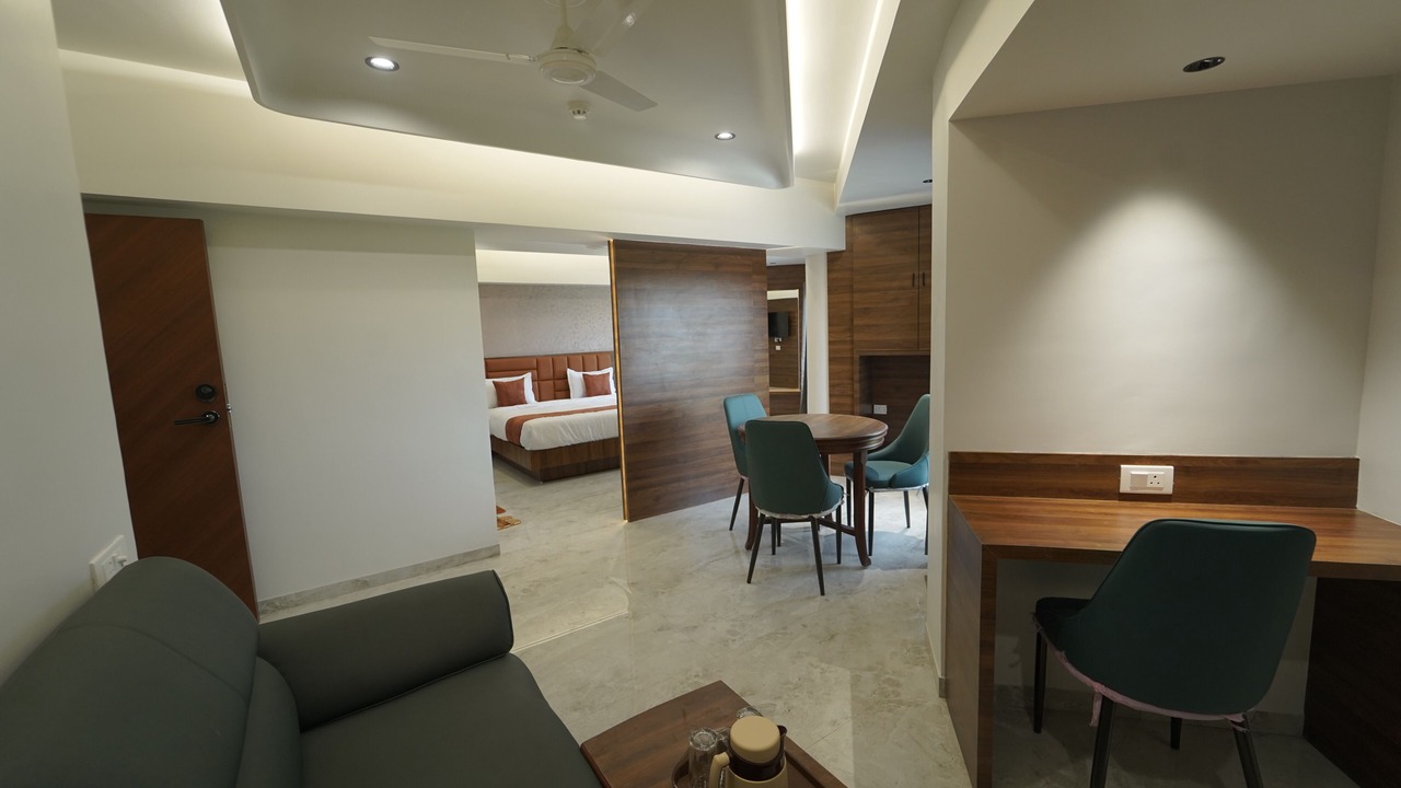 Photo of Bedroom in Sayajiganj