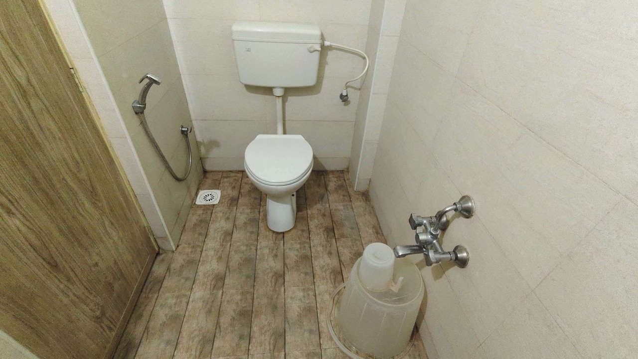 Photo of Bathroom in Vadapalani