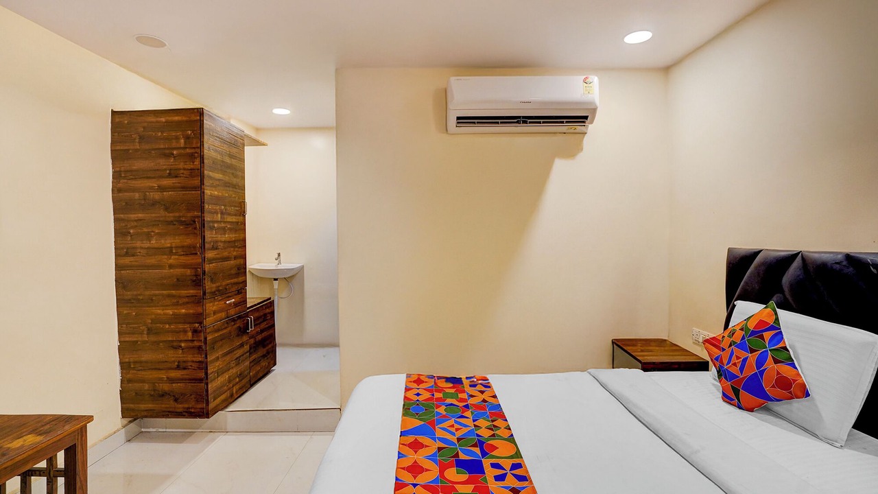 Photo of Bedroom in Warangal