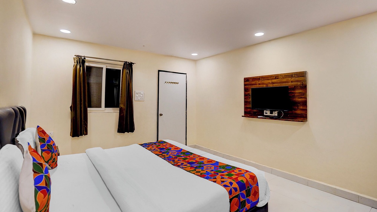 Photo of Bedroom in Warangal