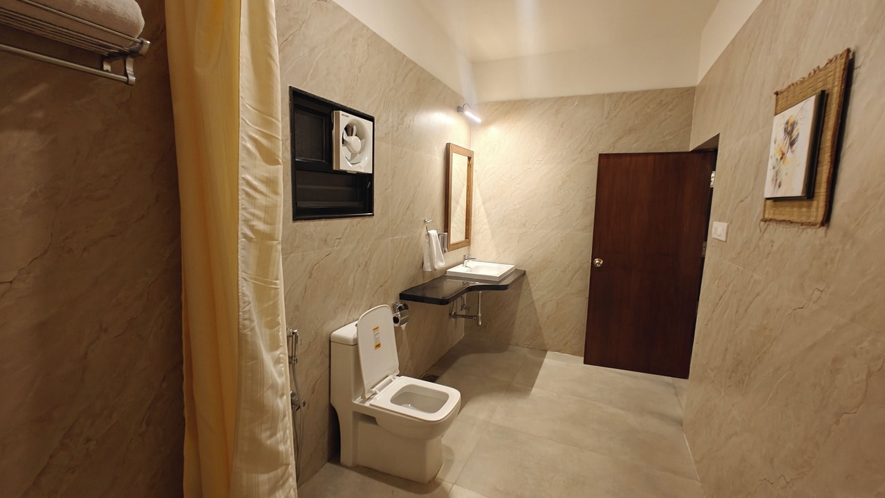 Photo of Bathroom in Avarghani