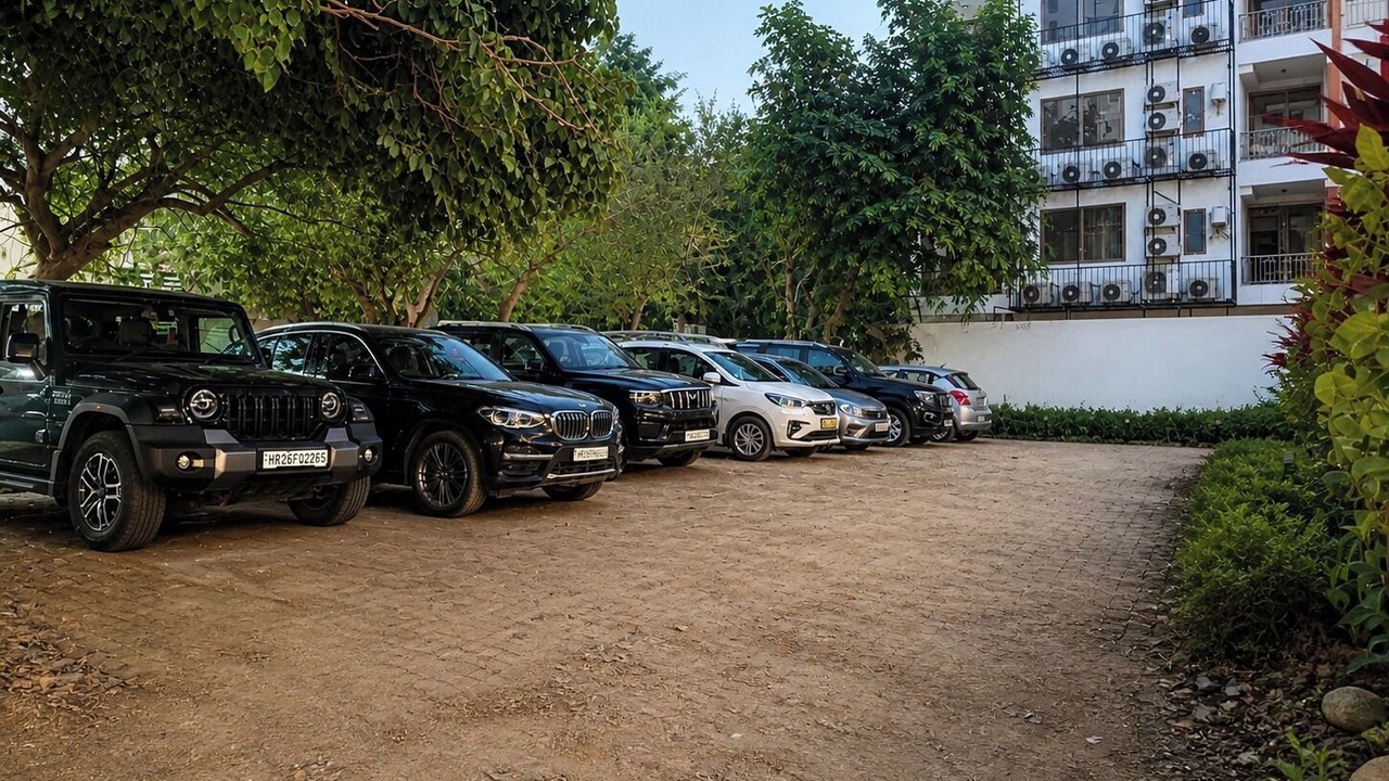 Photo of Others in DLF City