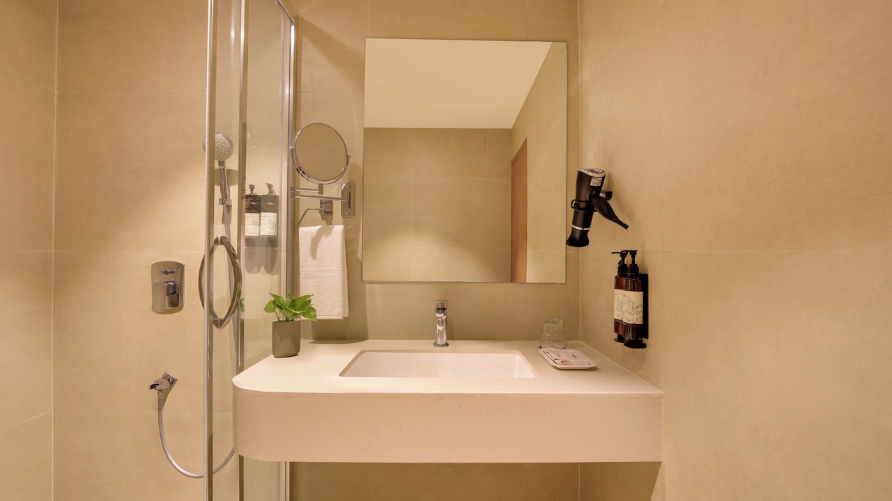 Photo of Bathroom in Ellis Bridge