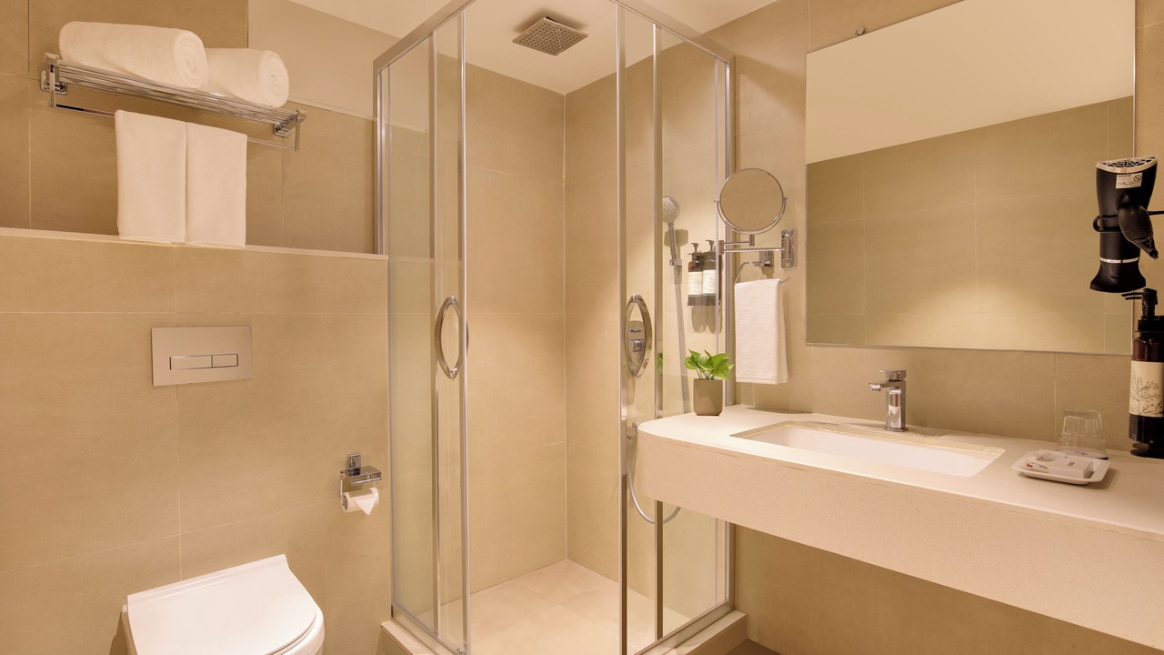Photo of Bathroom in Ellis Bridge