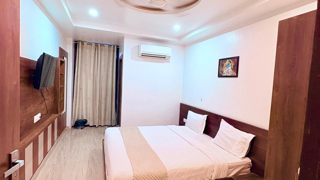 Photo of Bedroom in Central Area