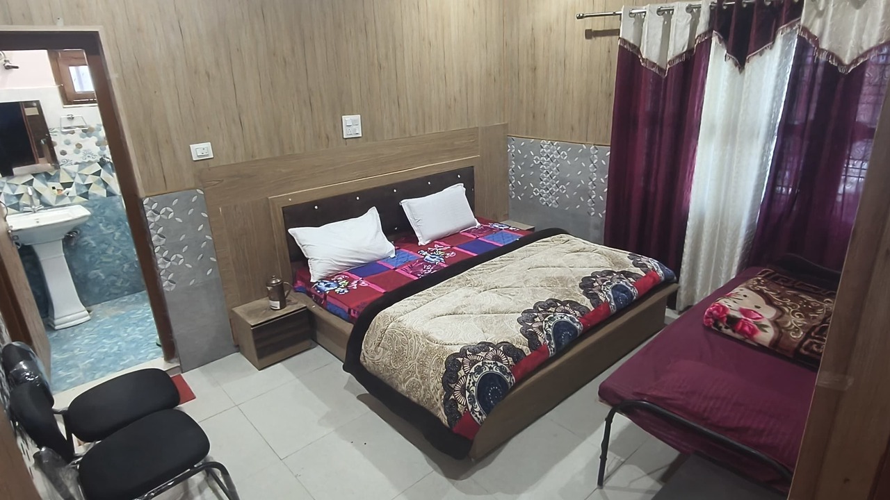 Photo of Bedroom in Kharsali