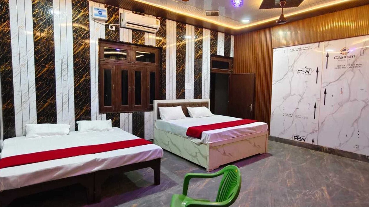 Photo of Bedroom in Dibiyapur