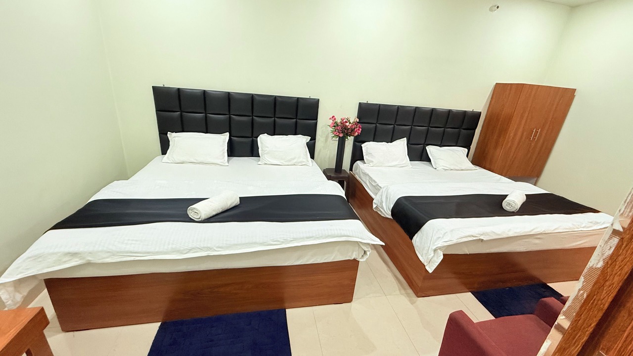 Photo of Bedroom in Naini