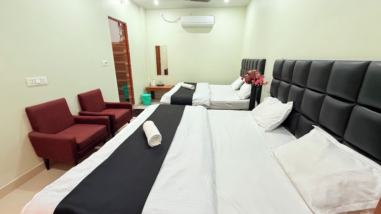 Photo of Bedroom in Naini