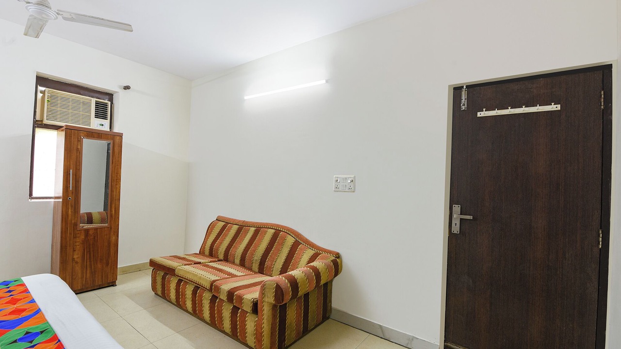 Photo of Bedroom in Govindpuri