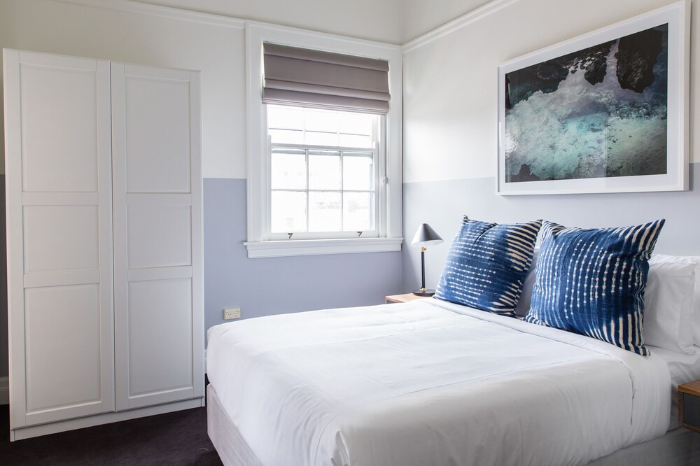 Photo of Bedroom in Willoughby