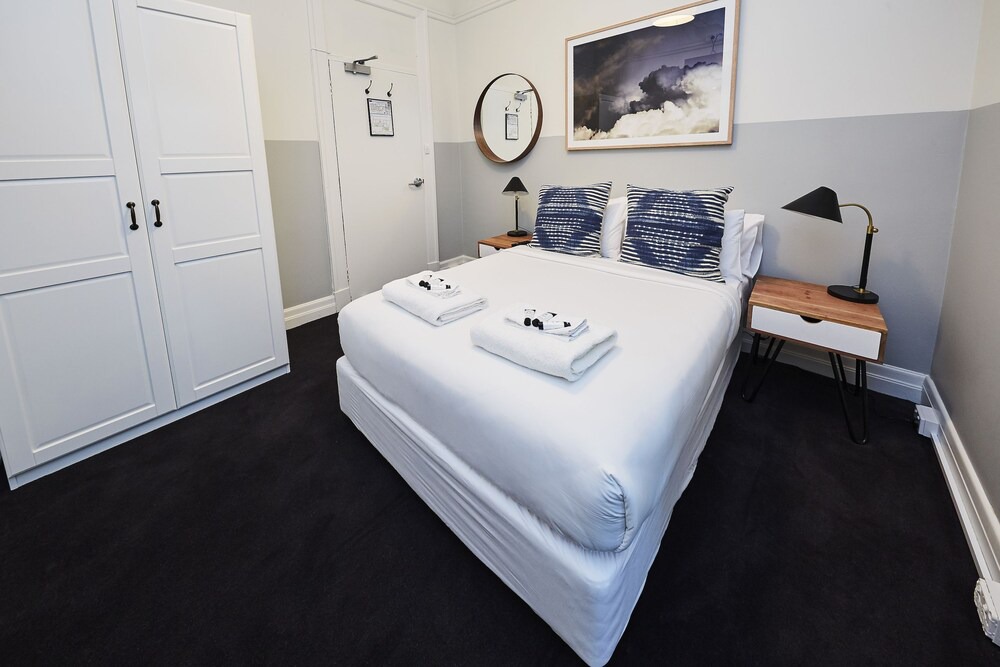 Photo of Bedroom in Willoughby
