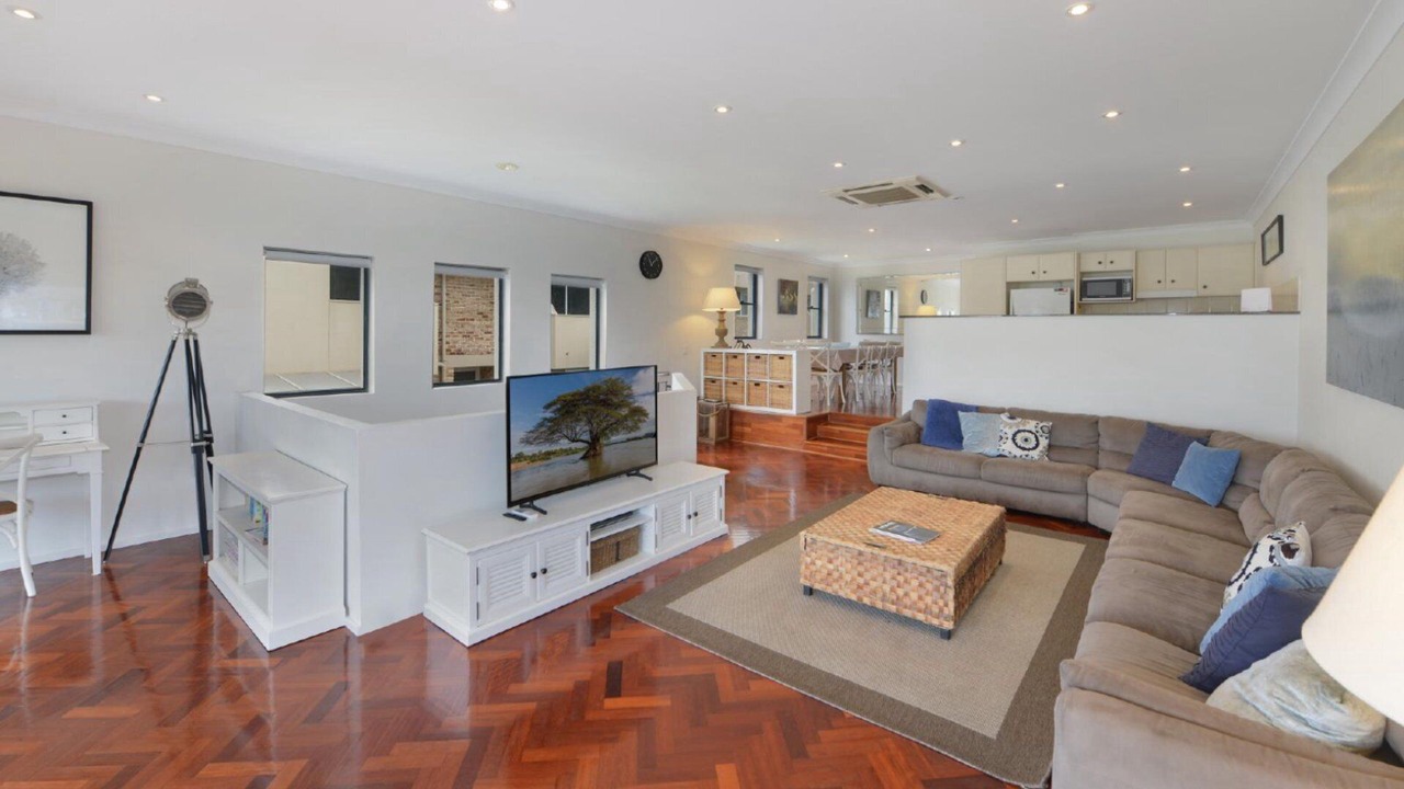 Photo of Livingroom in Avoca Beach