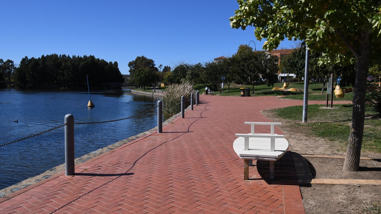 Photo of Others in Amaroo