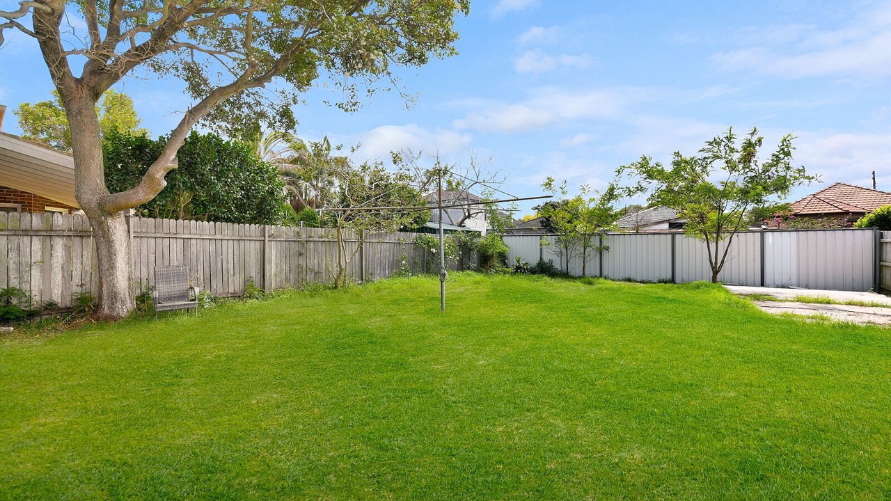 Photo of Outdoor in Kensington