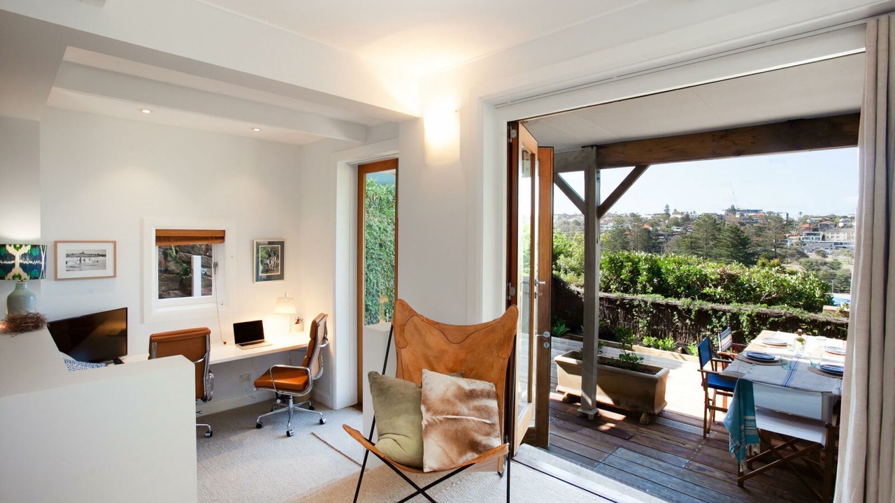 Photo of Livingroom in Bronte