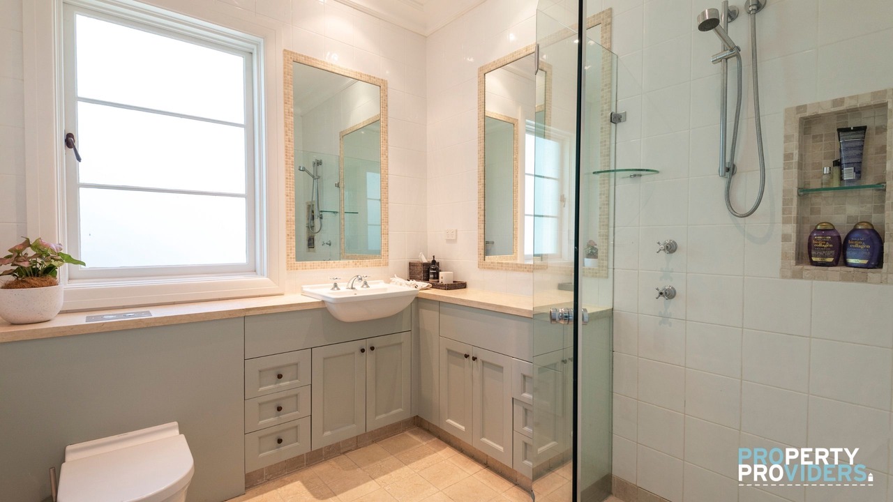 Photo of Bathroom in Clifton Gardens