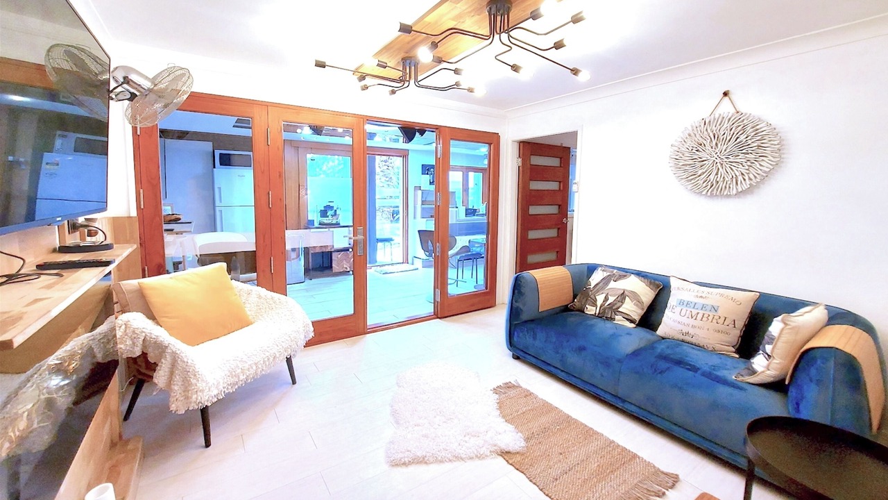 Photo of Livingroom in Palm Beach