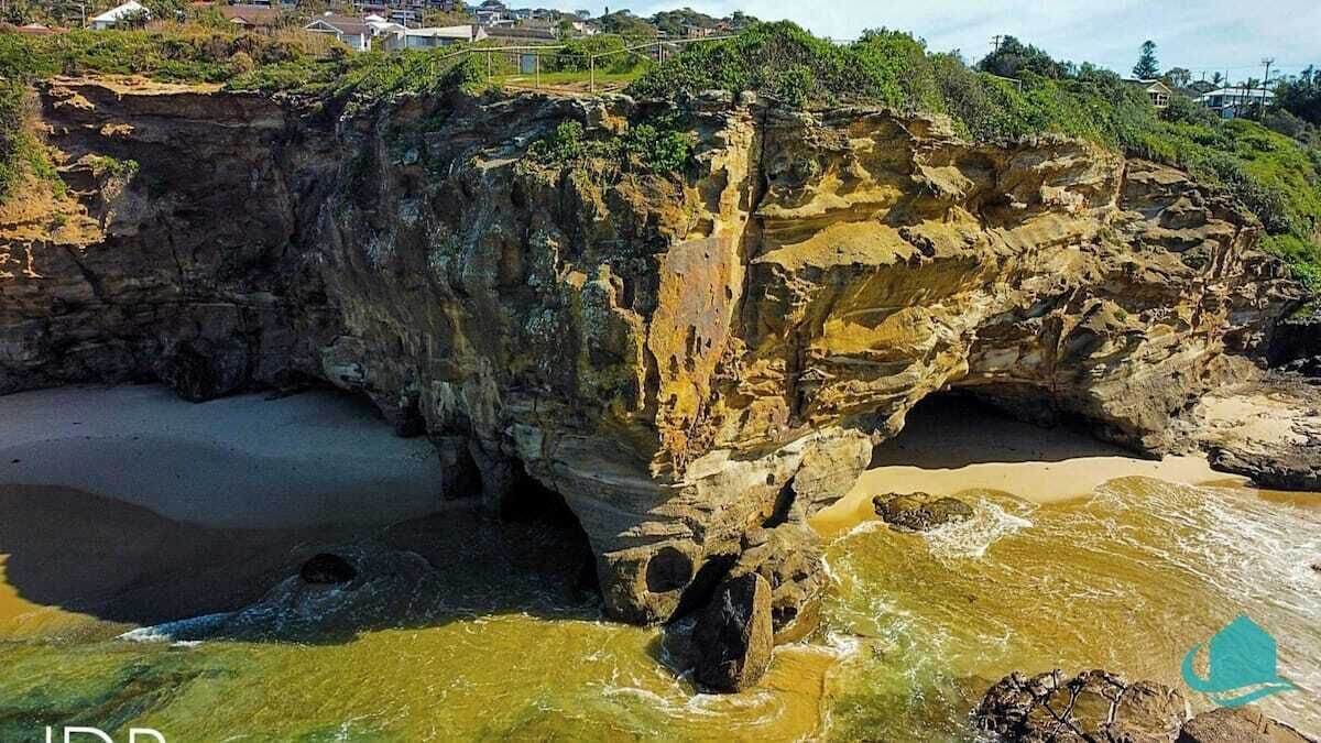 Photo of Others in Caves Beach