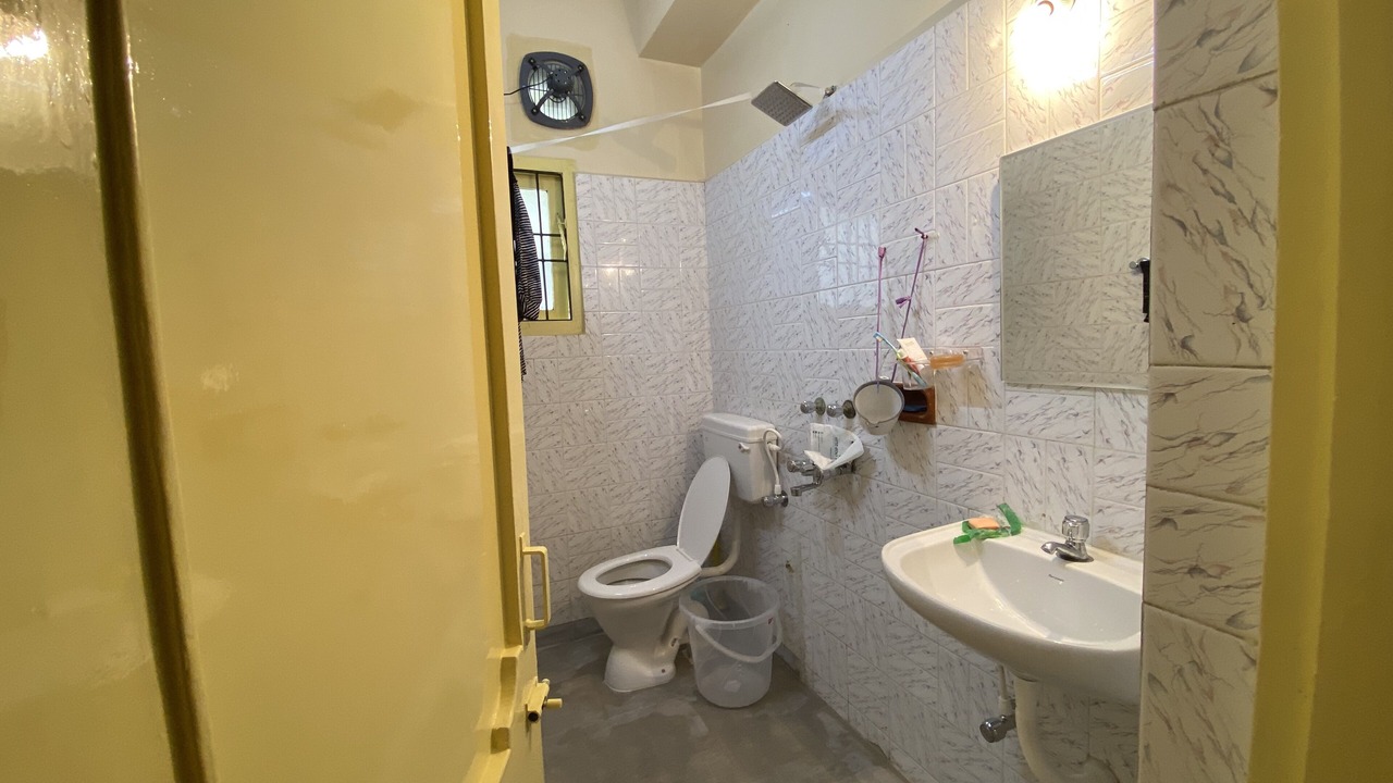 Photo of Bathroom in Mylapore Tiruvallikk