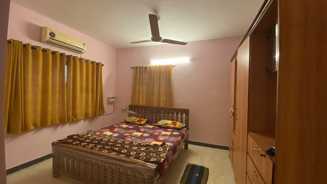 Photo of Bedroom in Mylapore Tiruvallikk