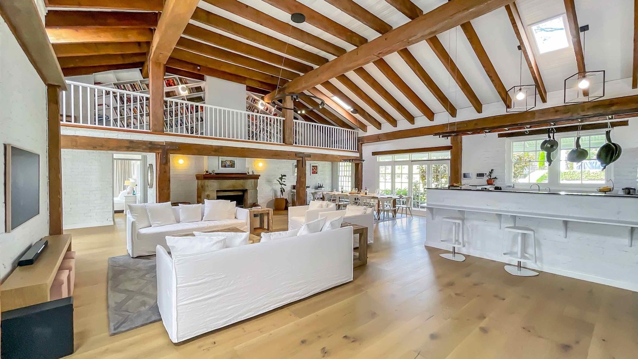 Photo of Livingroom in Lovedale