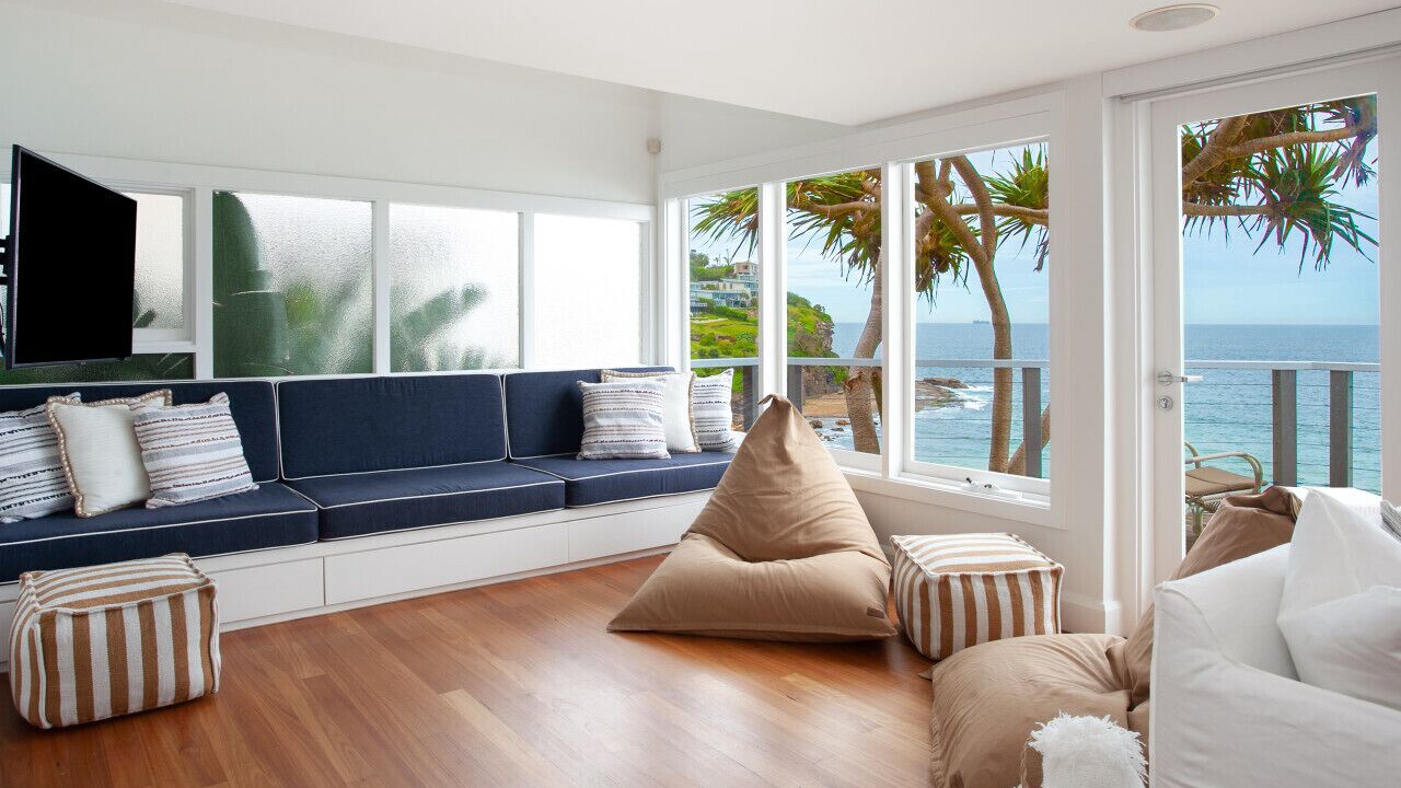 Photo of Livingroom in Palm Beach