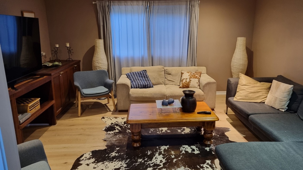Photo of Livingroom in Wentworth Falls