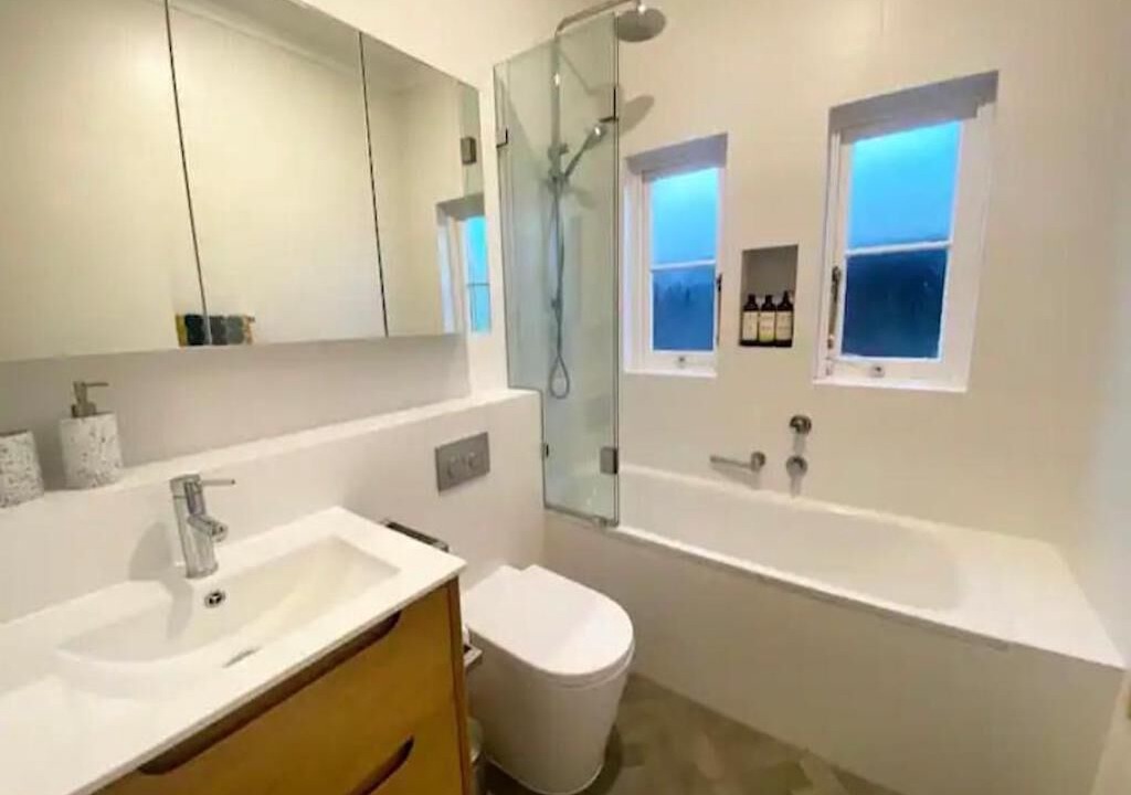 Photo of Bathroom in Bronte