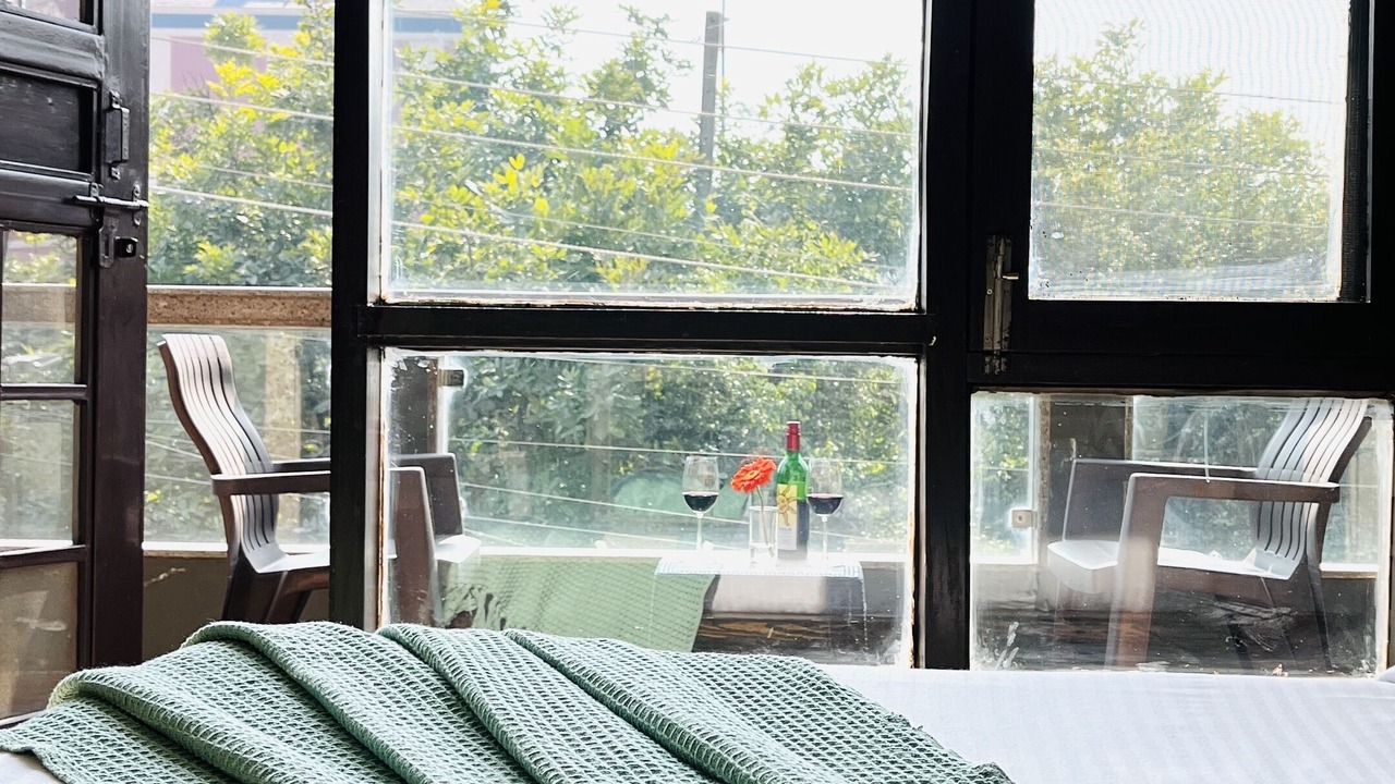 Photo of Bedroom in Sushant Lok