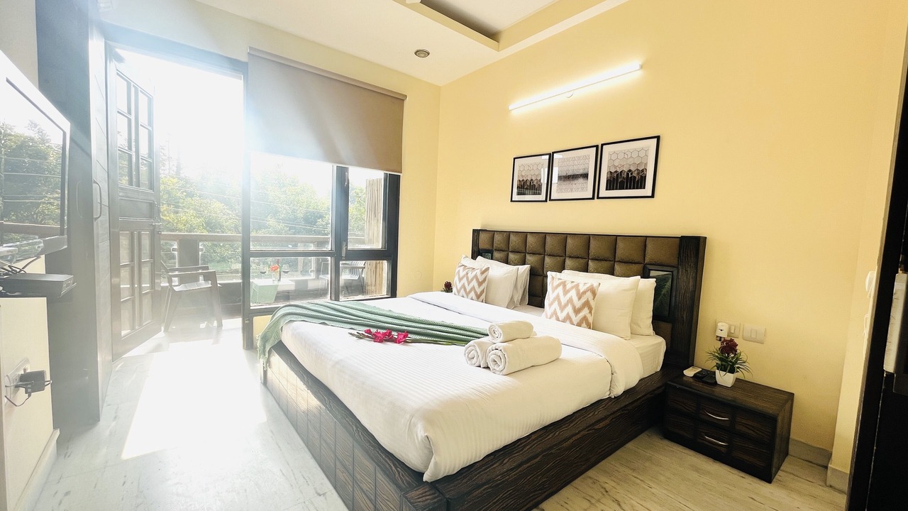Photo of Bedroom in Sushant Lok