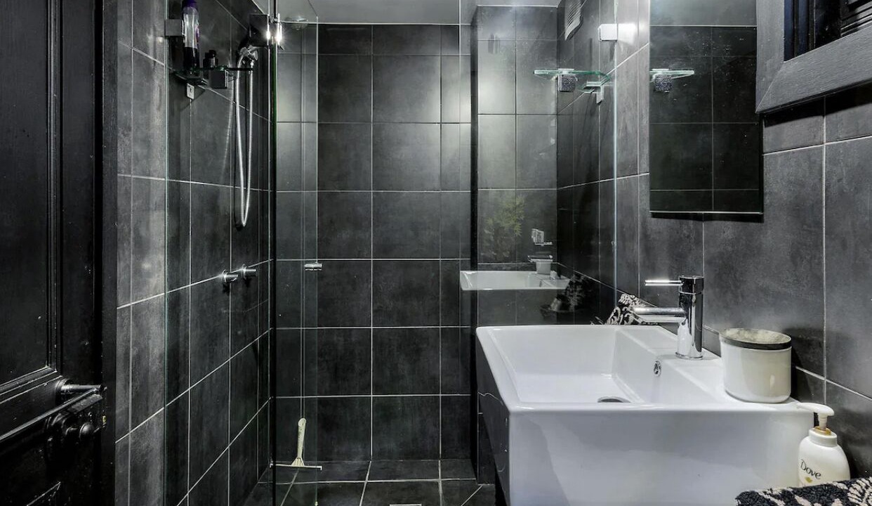 Photo of Bathroom in Wildes Meadow