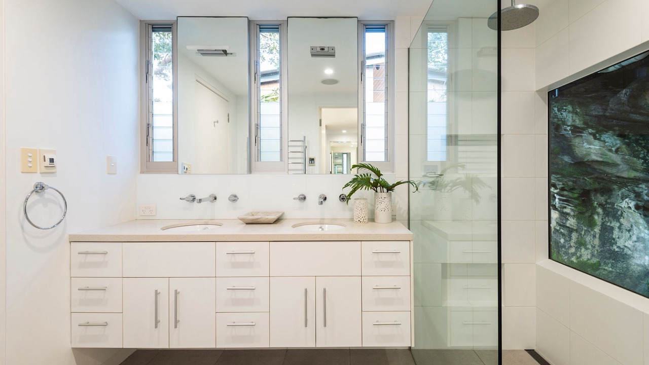 Photo of Bathroom in Whale Beach