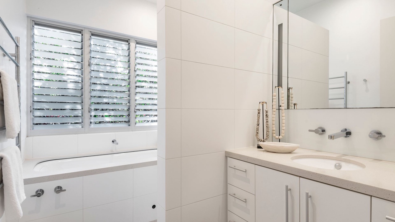 Photo of Bathroom in Whale Beach