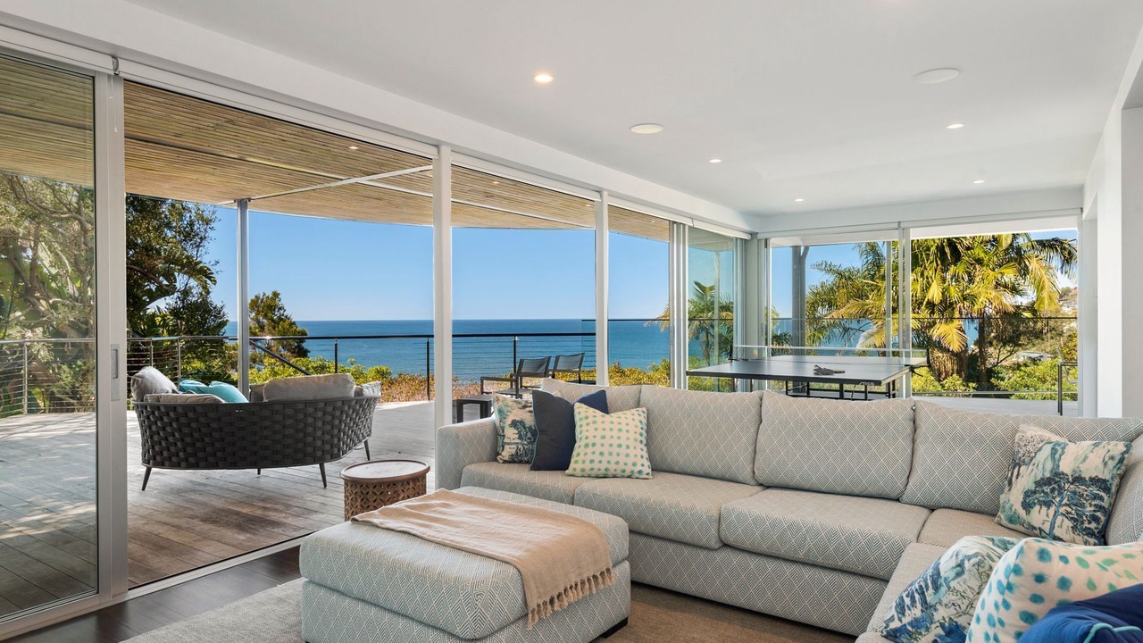 Photo of Livingroom in Whale Beach