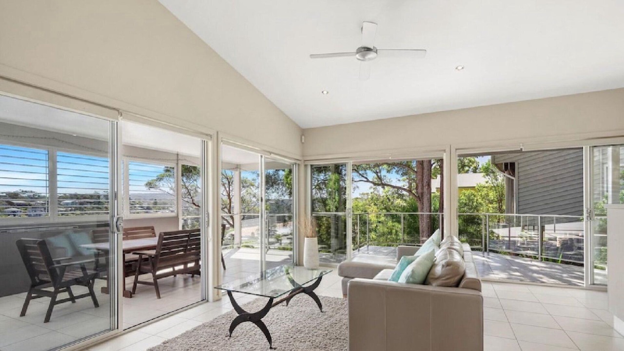 Photo of Livingroom in Avoca Beach