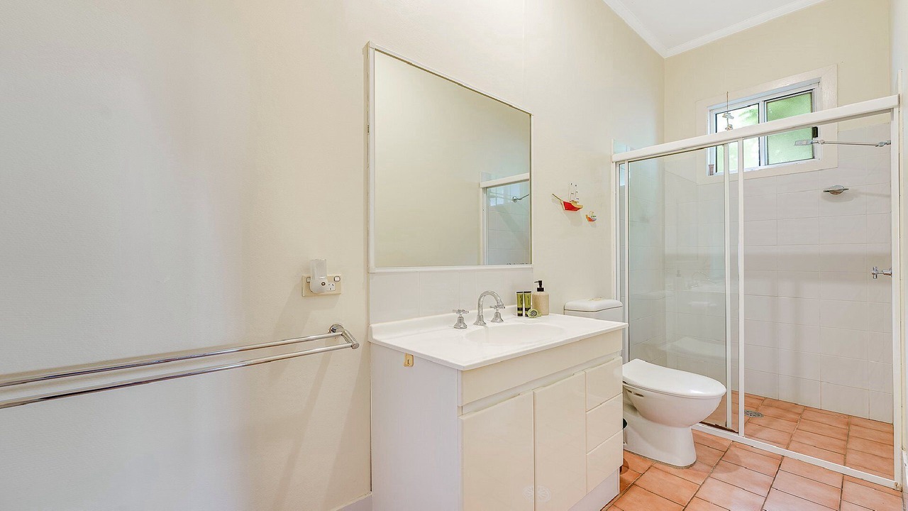 Photo of Bathroom in Patonga