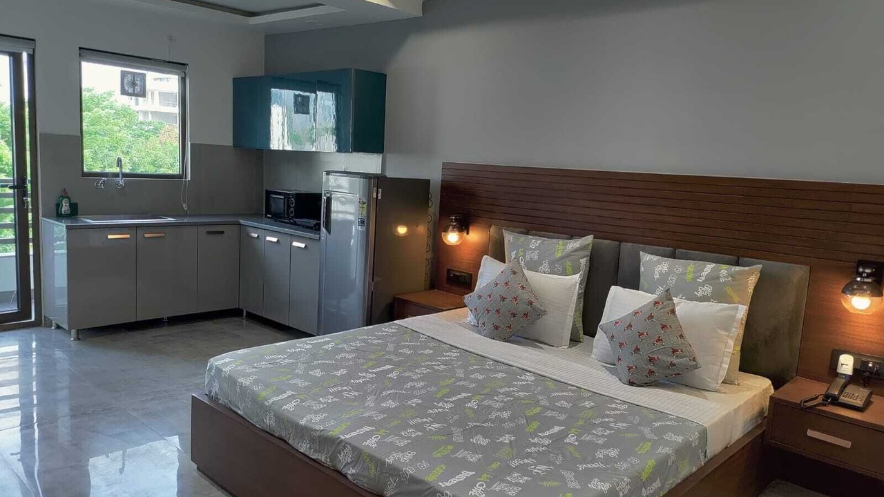 Photo of Bedroom in DLF Phase 3