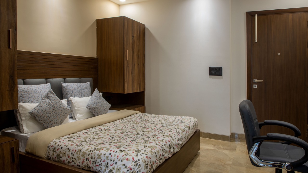 Photo of Livingroom in DLF Phase 3