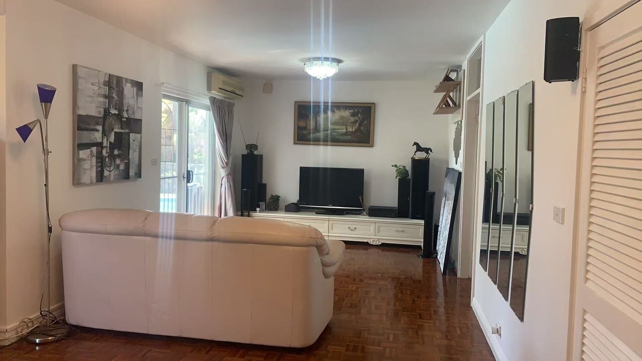 Photo of Livingroom in Riverview