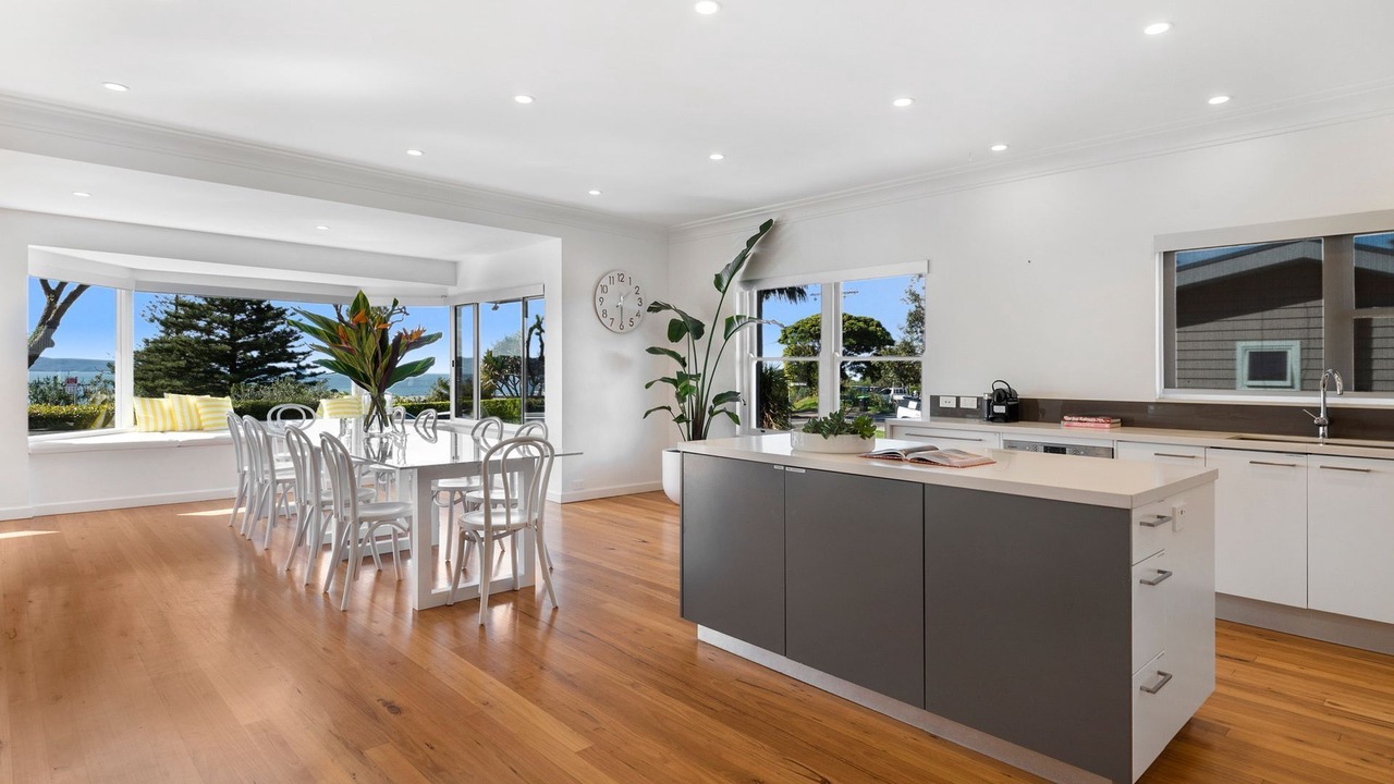 Photo of Kitchen in Whale Beach