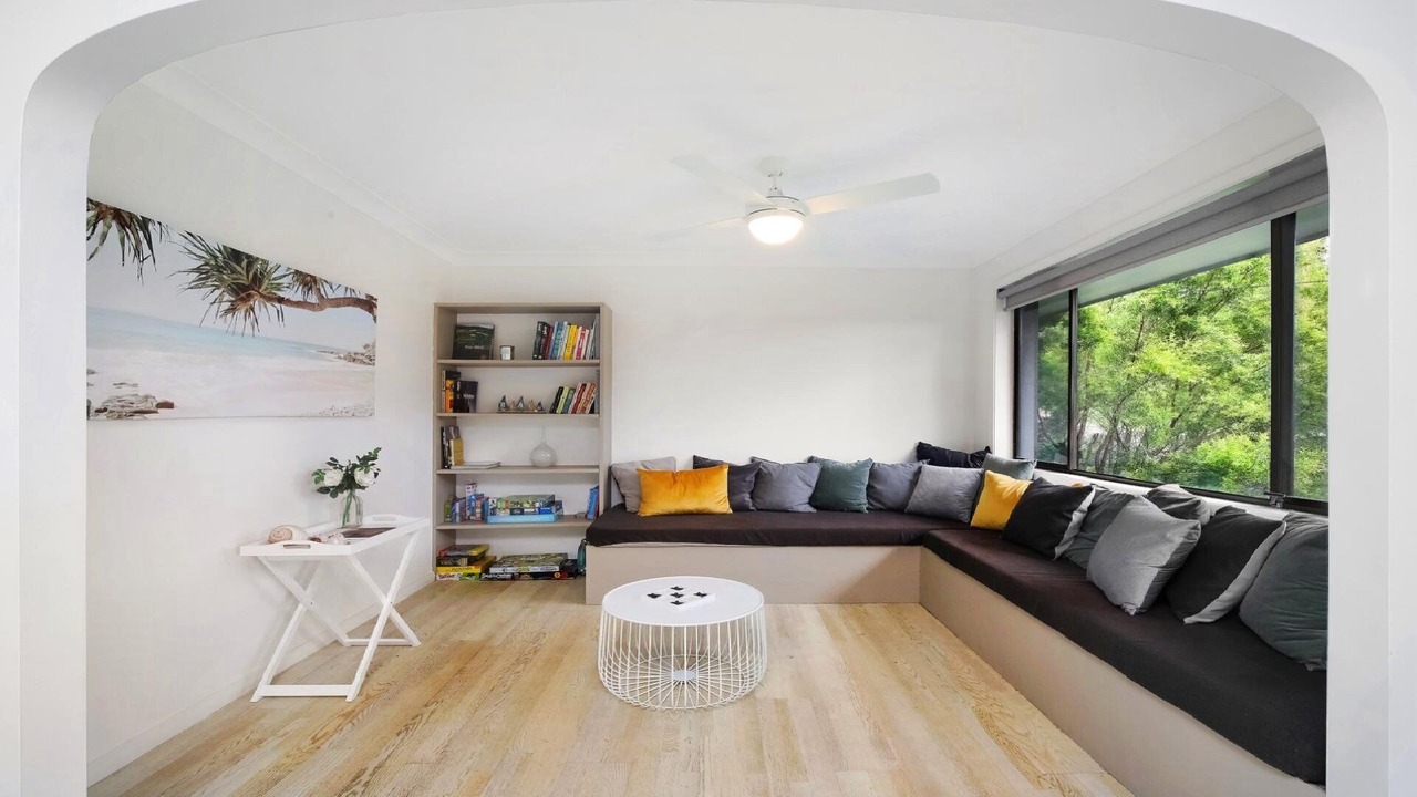 Photo of Livingroom in Macmasters Beach