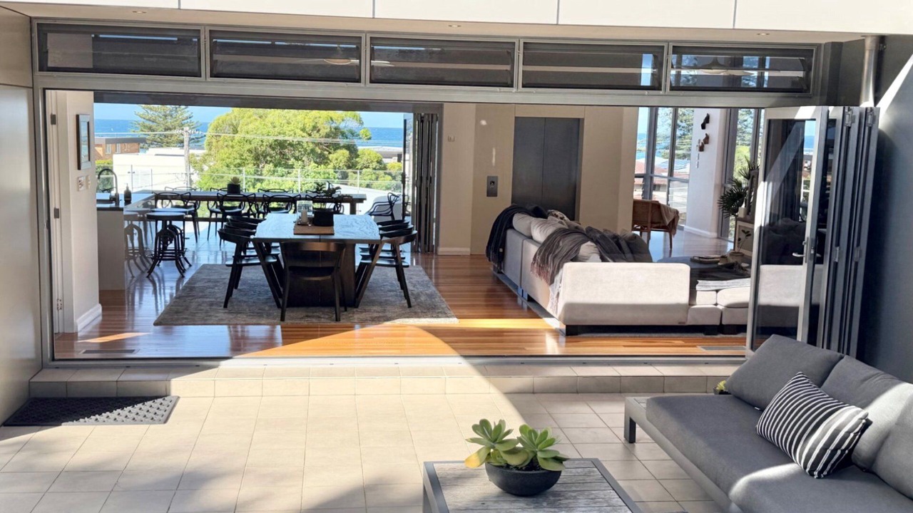 Photo of Livingroom in Avoca Beach