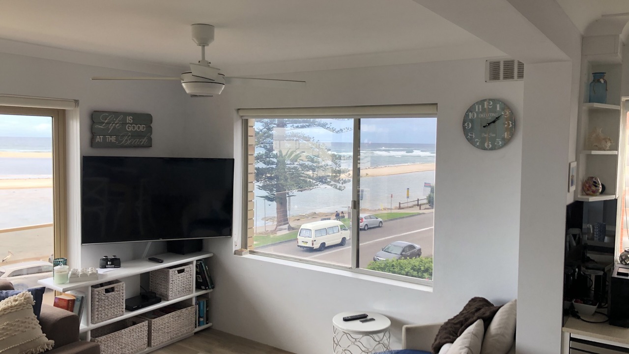 Photo of Livingroom in The Entrance